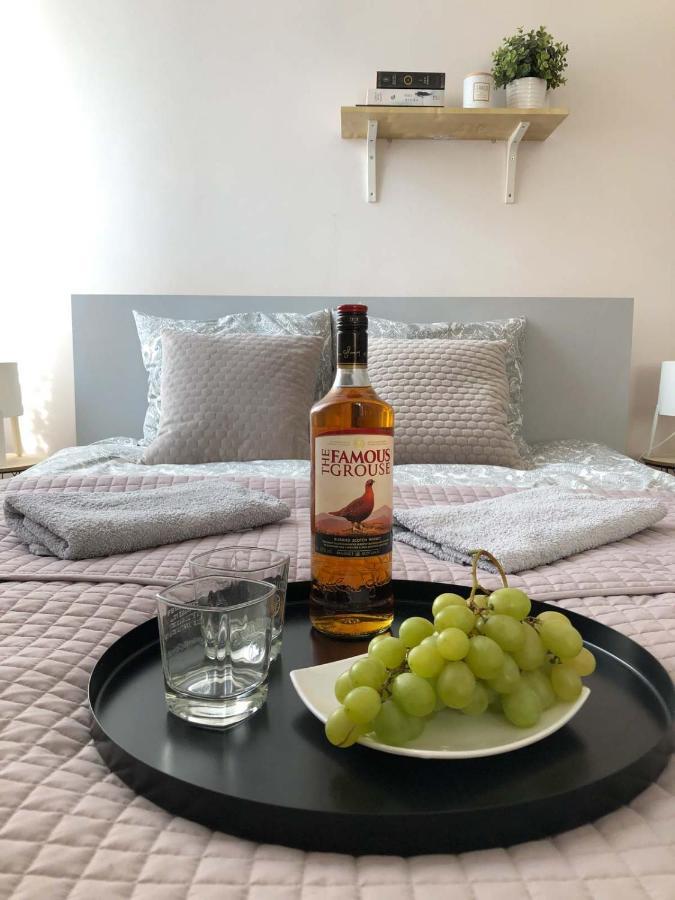 Bankowa 8 Guest Rooms Zielona Gora  Ngoại thất bức ảnh