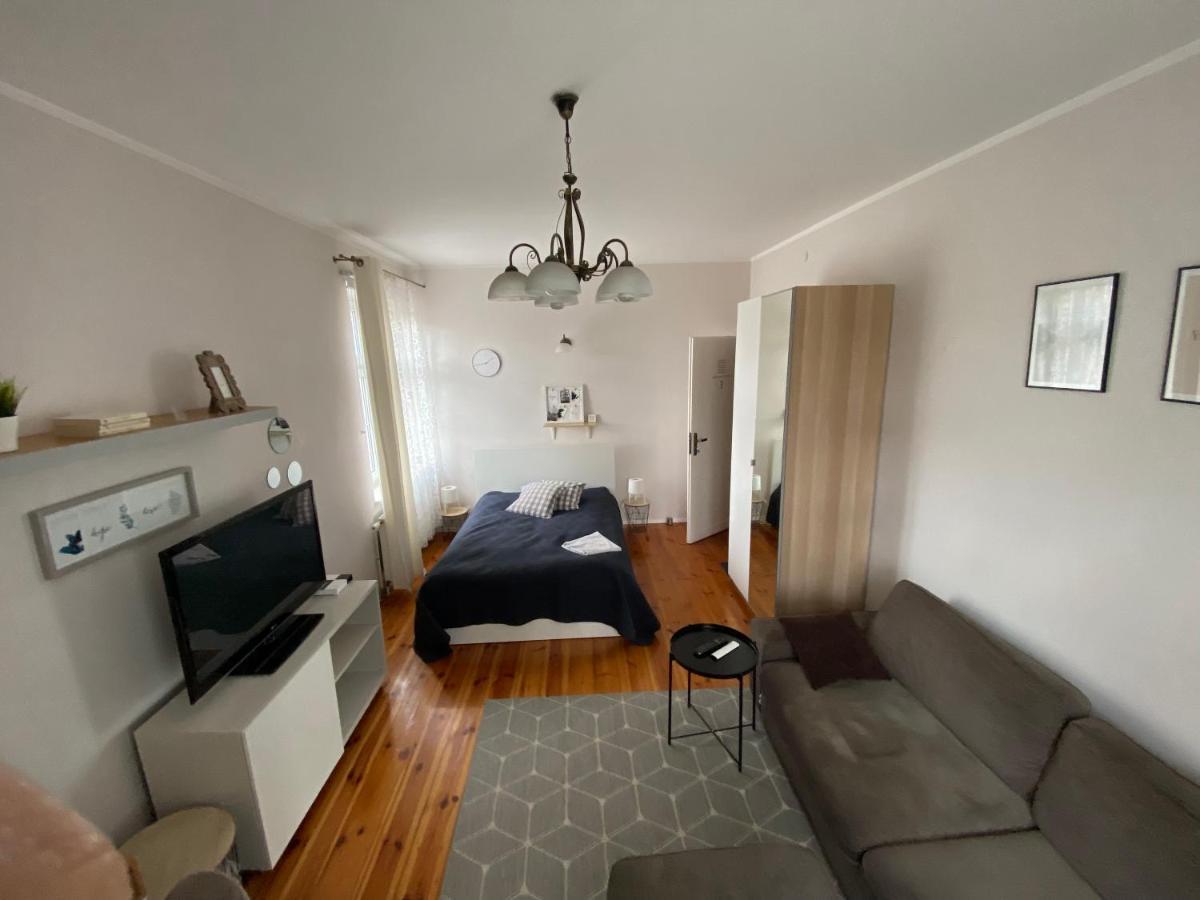 Bankowa 8 Guest Rooms Zielona Gora  Ngoại thất bức ảnh
